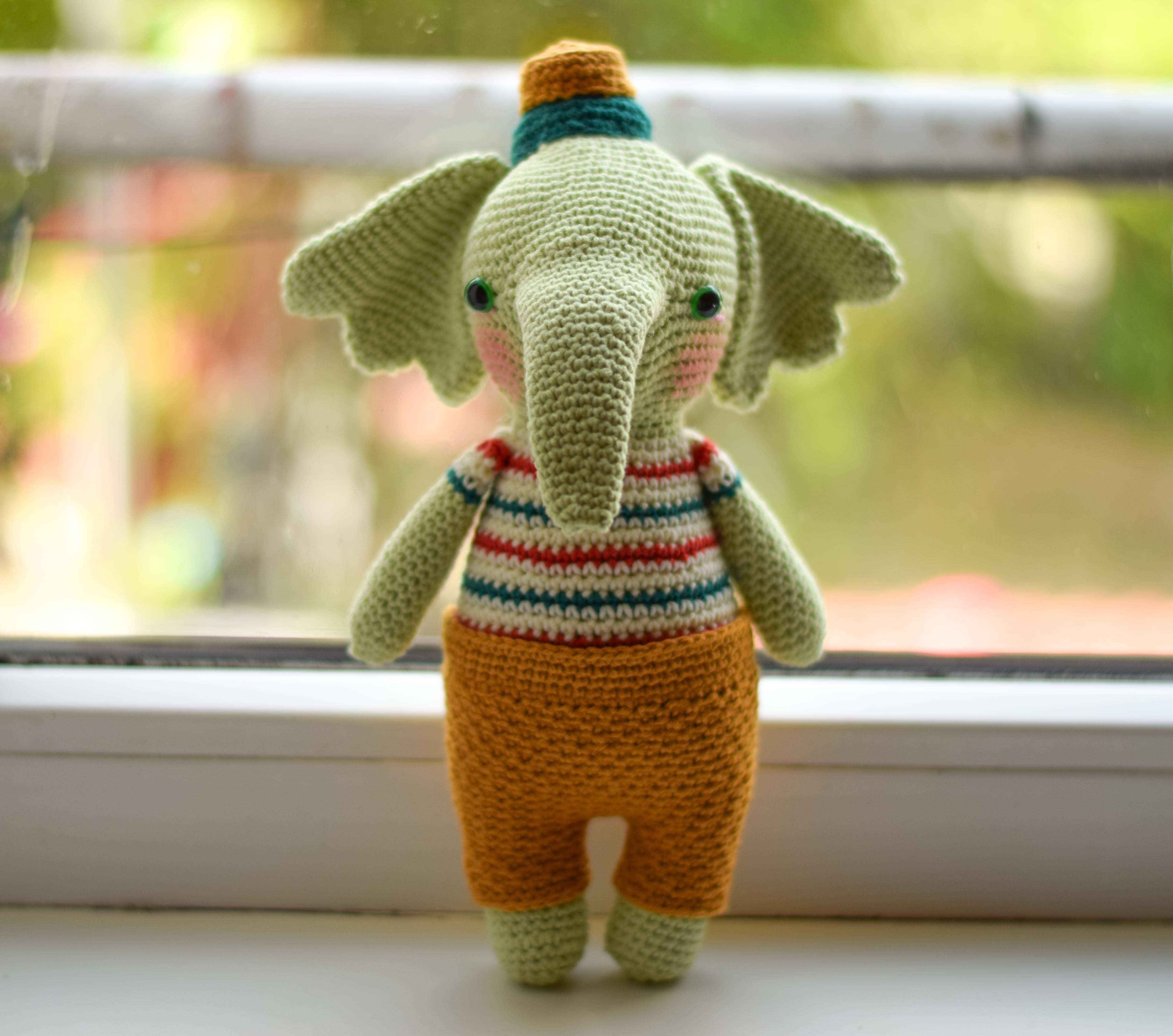 Слончето Алекс