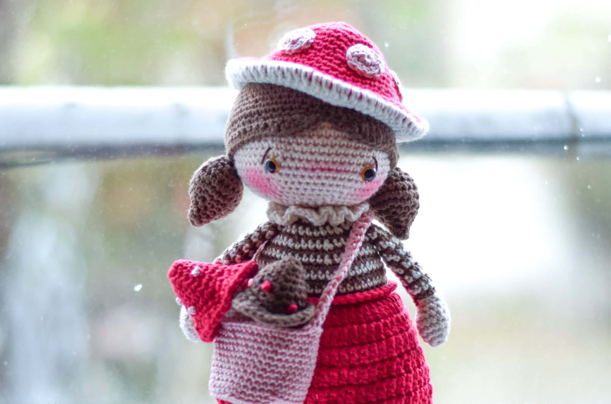 Червената шапчица (голяма)